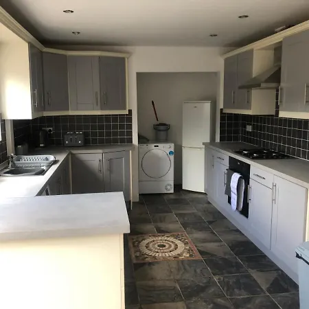 Well Presented 3 Bed House- 9 Guests - Great For Leisure Stays Or Contractors -Ng8 Postcode Nottingham Exterior photo