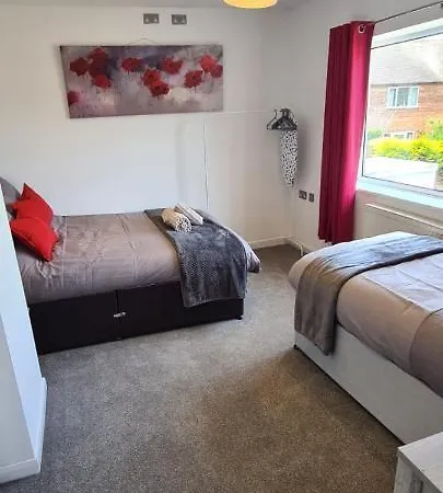 Well Presented 3 Bed House- 9 Guests - Great For Leisure Stays Or Contractors -Ng8 Postcode Nottingham Exterior photo
